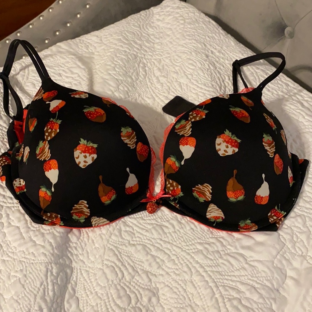 VS Bra